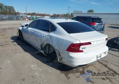 2018 Volvo S90 T6 Momentum from USA, damaged, VIN LVY992MK2JP036505